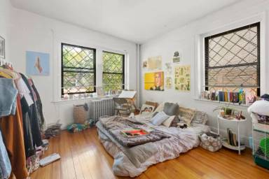 Main picture of 1462 Commonwealth Ave