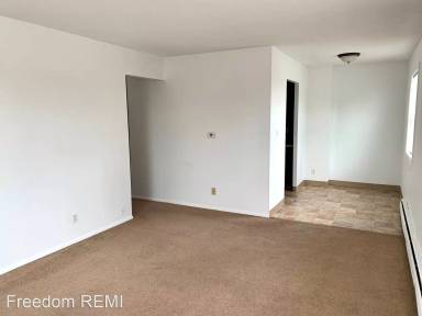 Main picture of 2047 Blairs Ferry Rd NE