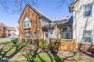Main picture of 956 Saint Andrews Reach
