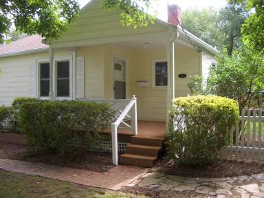 Main picture of 2853 Fairmont St