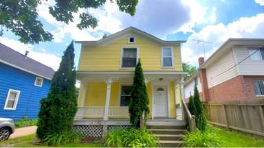Main picture of 119 W Mosley St