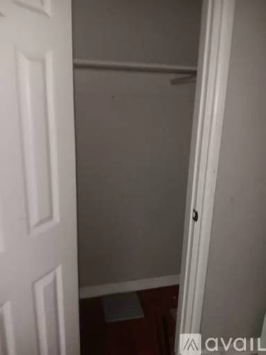 Main picture of 2901 Somerset Pl