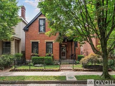 Main picture of 67 E Mithoff St