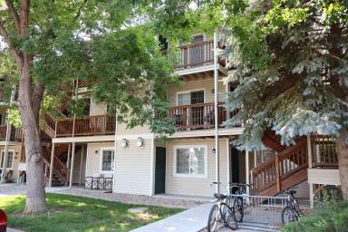 Main picture of 1221 University Ave Apartments