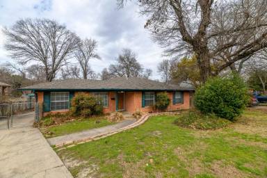 Main picture of 8171 Hunnicut Rd