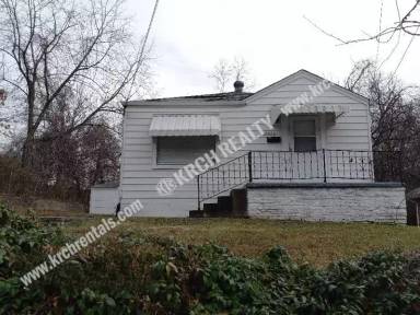Main picture of 10052 Valley Dr