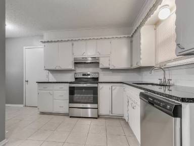 Main picture of 2724 Ridgeview Dr