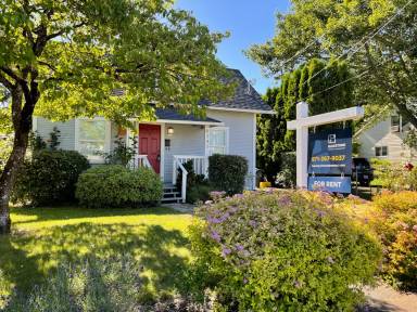 Main picture of 6341 SE 62nd Ave