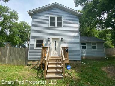 Main picture of 410 E Park St