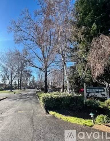 Main picture of 1090 Shadowbrook Way