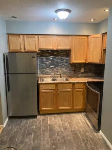 Main picture of 2109 Hillview Rd