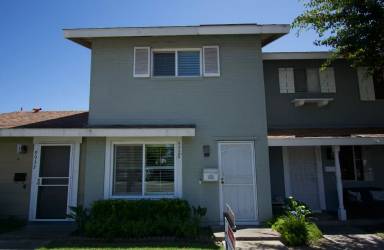 Main picture of 9928 Continental Dr