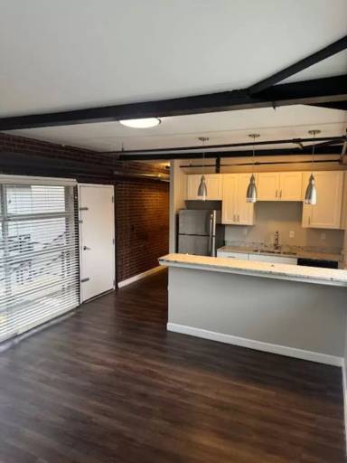 Main picture of 1917 Rutger St