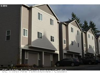 Main picture of 5615 SE 119th Ave