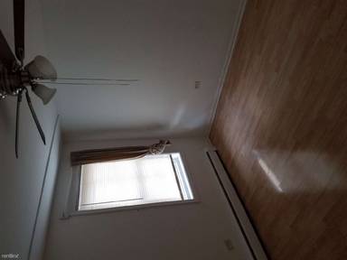 Main picture of 660 Piper Ln