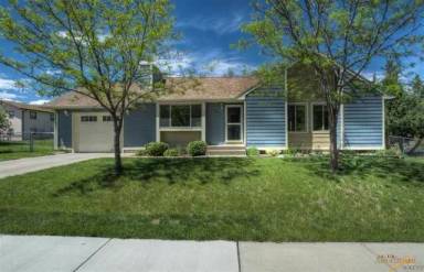 Main picture of 514 E Centennial St