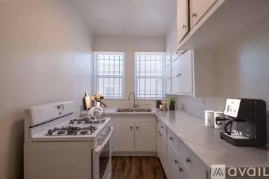 Main picture of 1557 Hauser Blvd