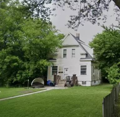 Main picture of 2911 N 6th St