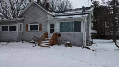 Main picture of 702 S Charles St