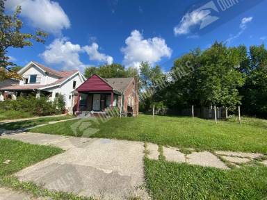 Main picture of 14481 Hazelridge St