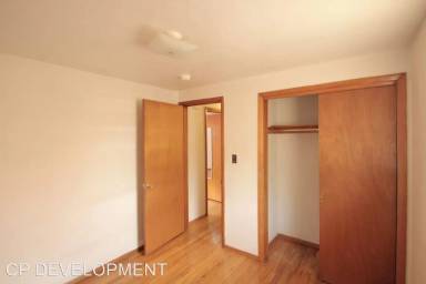Main picture of 419 Franklin Ave