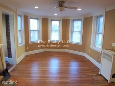 Main picture of 129 Chiswick Rd