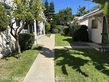 Main picture of 2829 Rowena Ave