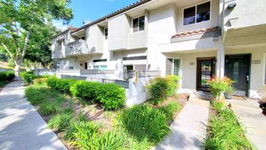 Main picture of 20 Willowcrest Ln