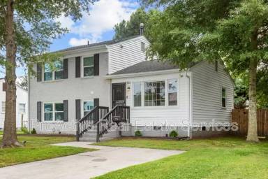 Main picture of 841 Headrow Ter