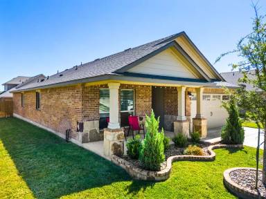 Main picture of 2523 Arno St