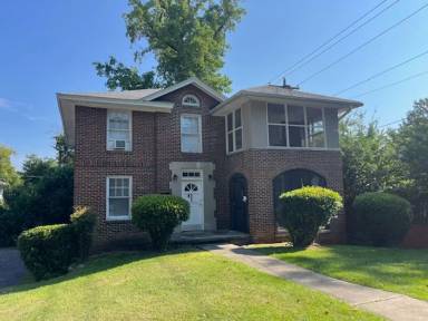 Main picture of 602 Waccamaw Ave