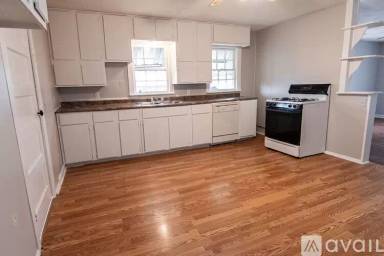 Main picture of 461 Buckner Ave