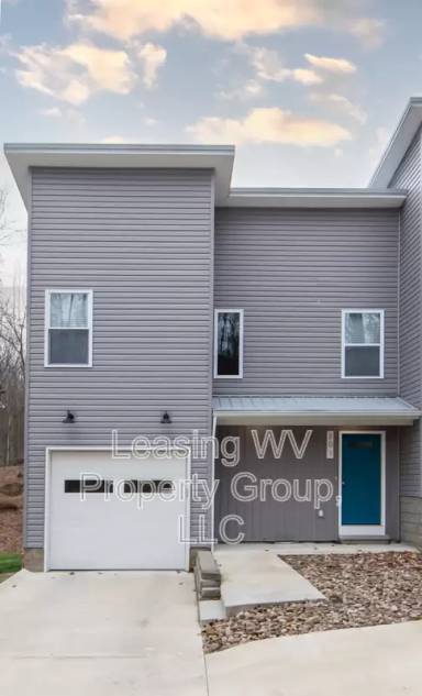 Main picture of 201 Berry Ln