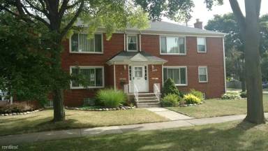 Main picture of 2202 E Court St