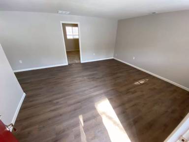 Main picture of 1022 Holloway St