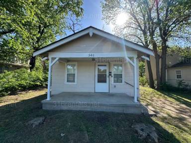 Main picture of 546 N Clayton St