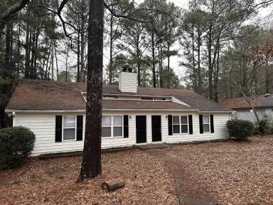 Main picture of 4106 Hawthorne Cir SE