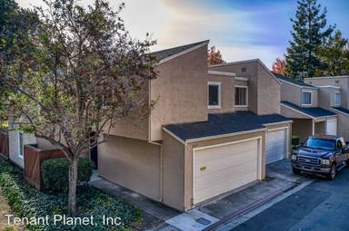 Main picture of 297 Dogwood Ct