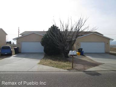 Main picture of 402 W Coral Dr
