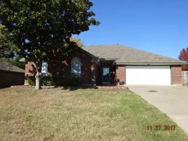 Main picture of 1100 Chablis Dr