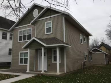 Main picture of 407 8th Ave S