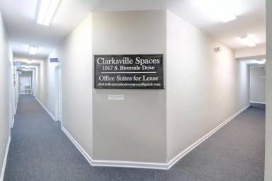 Main picture of 1017 S Riverside Dr