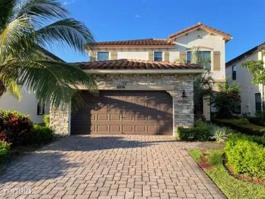 Main picture of 8819 Sea Chase Dr