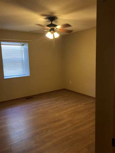 Main picture of 417 Vandalia St