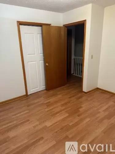 Main picture of Mountain View Ln