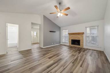 Main picture of 9618 Sugar Hill Dr