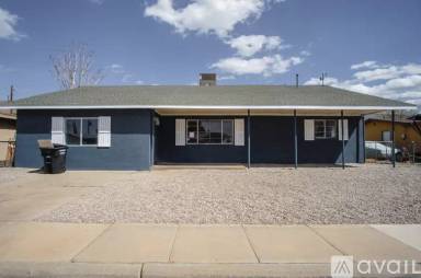 Main picture of 2406 Yale Ave