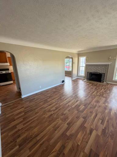 Main picture of 137 Highland Ave