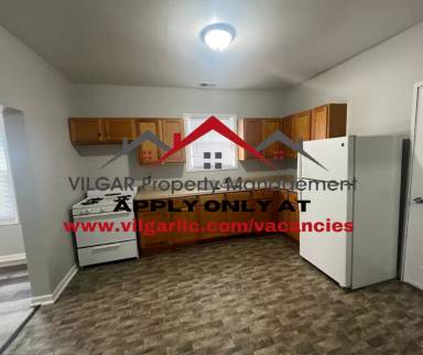 Main picture of 4510 Pine Ave