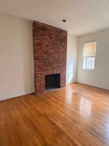 Main picture of 13 W Preston St